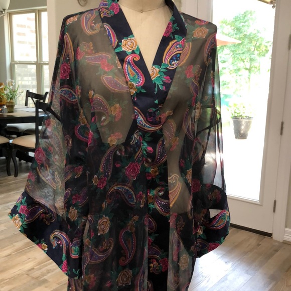 Victoria's Secret Other - Victoria’s Secret Vintage Paisley Floral Robe
